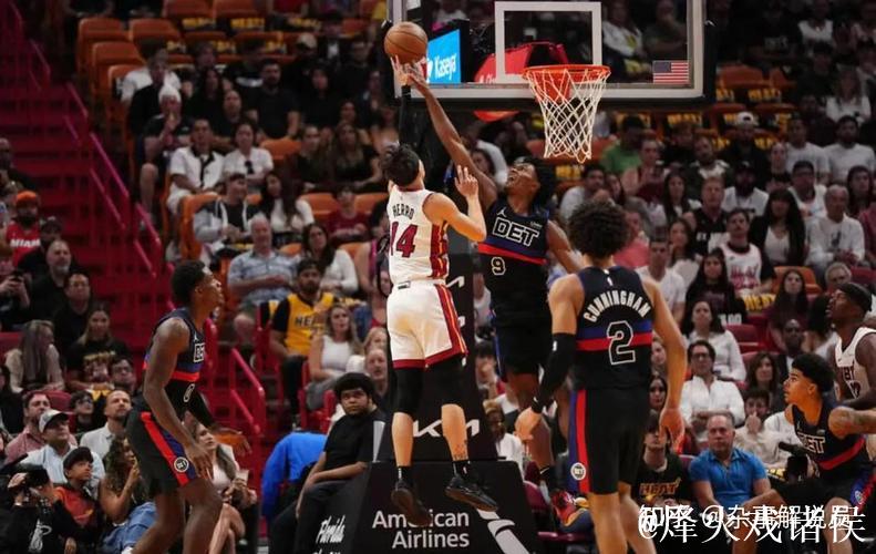 奥萨尔全场9投5中,得到12分6篮板1助攻2抢断2封盖 奥萨尔全场9投5中,得到12分6篮板1助攻2抢断2封盖